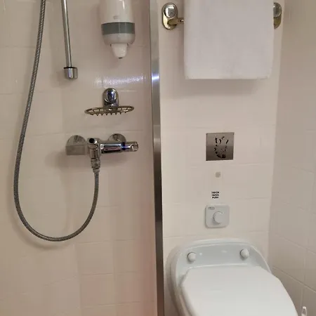  Tallink Silja Line Ferry - To Stockholm 헬싱키