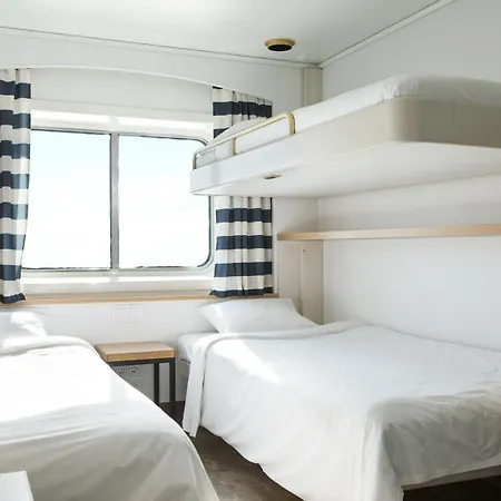 Tallink Silja Line Ferry - To Stockholm * הלסינקי