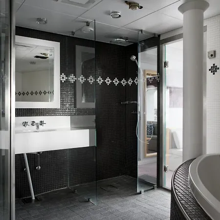 Tallink Silja Line Ferry - To Stockholm Helsingfors