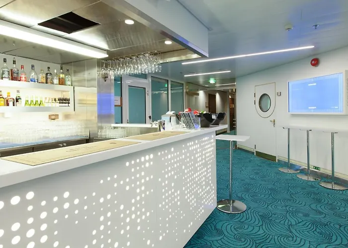  Tallink Silja Line Ferry - To Stockholm هلسنكي